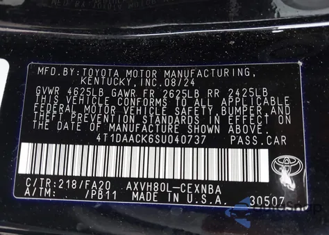 2025 Toyota Camry Le z USA, uszkodzony, nr VIN 4T1DAACK6SU040737